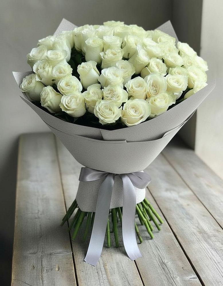Букет 35 Белых роз в Самойловке