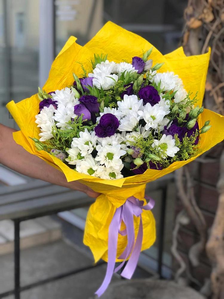 Букет цветов из: Ирисы, Хризантемы и Ромашки в Самойловке