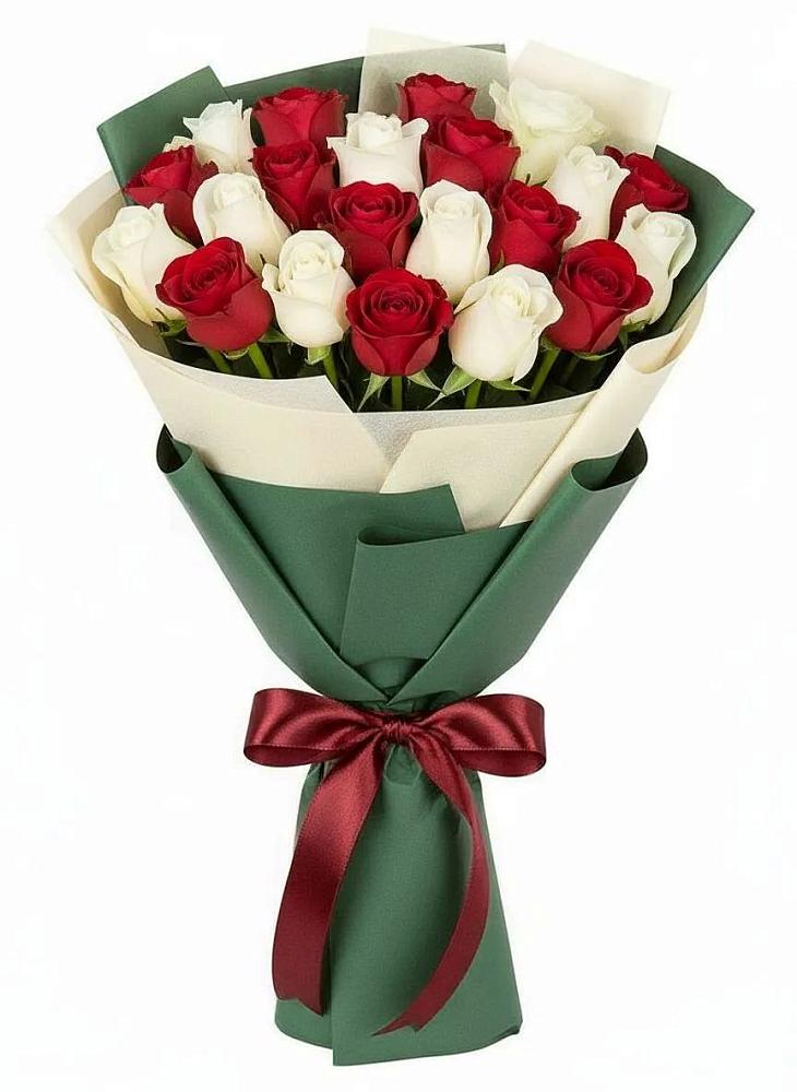 Букет Микс из красных и белых роз в Самойловке