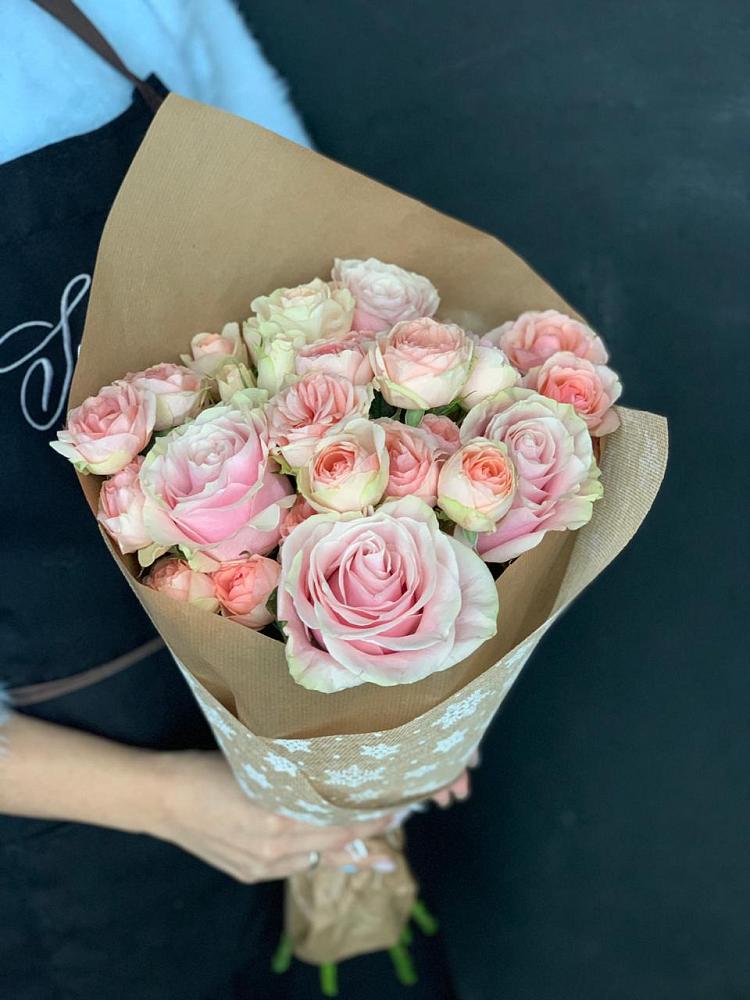 Букет цветов из: Хризантемы и Розы в Самойловке