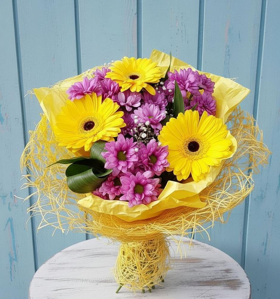 Букет цветов из: Хризантемы и Герберы в Самойловке