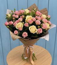 Букет цветов из:  Розы в Самойловке